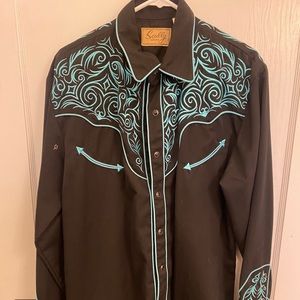 Scully Pearl Snap in black and electric blue.